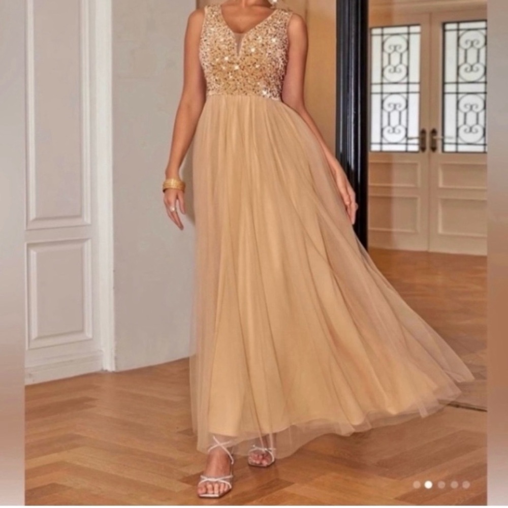Elegant Beige Evening Gown